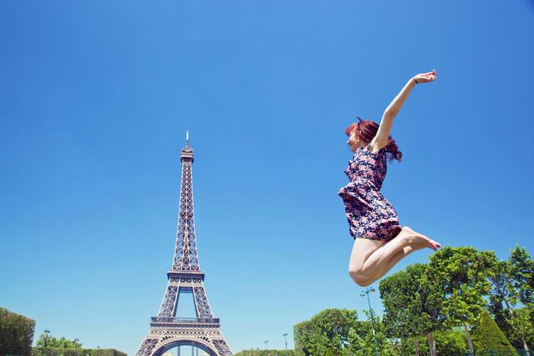 Knijpen in de Eiffeltoren in Parijs